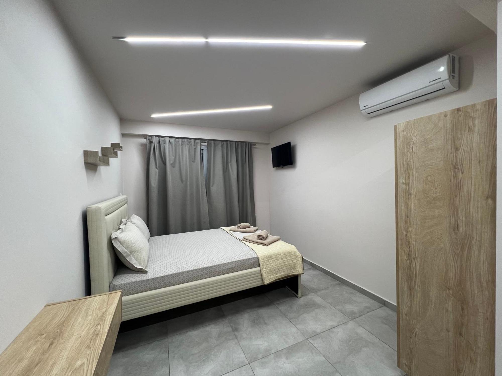 F&M House Semi Basement Hotel ซาร์ตี ภายนอก รูปภาพ